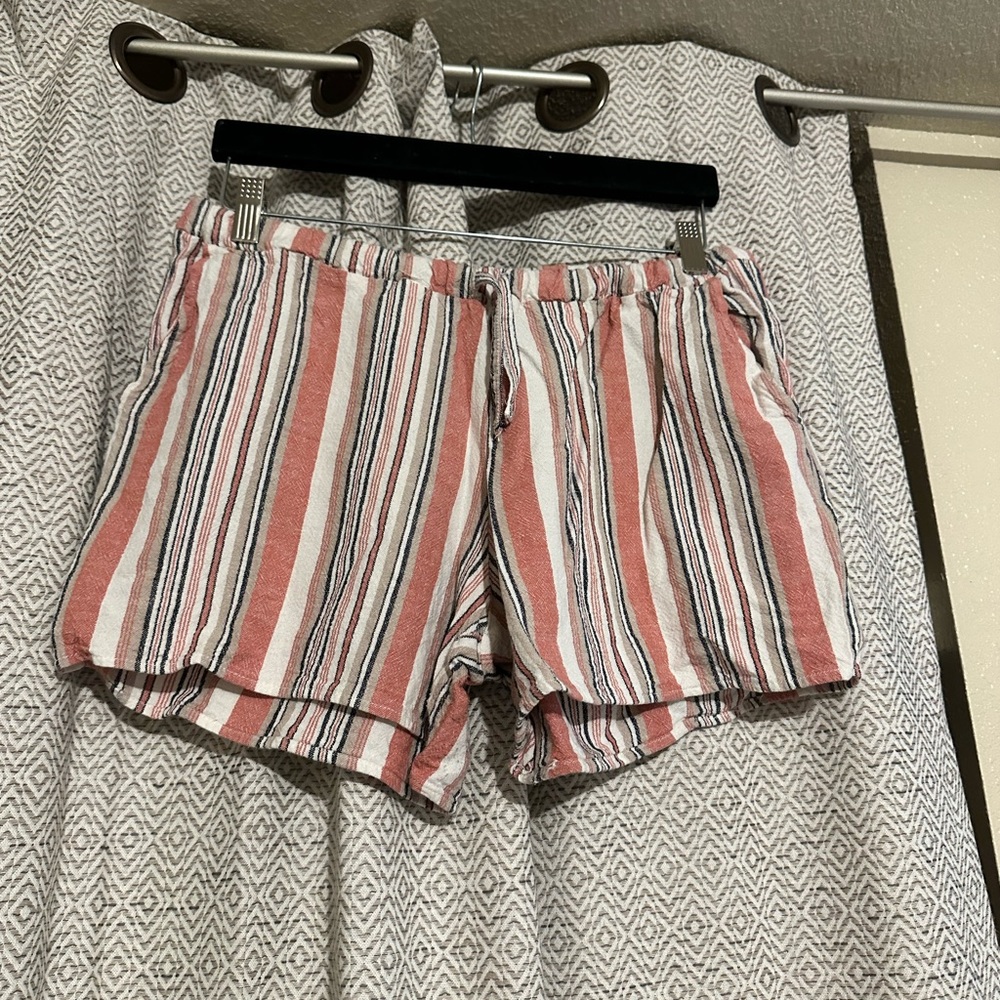 Amalli Talli Linen Shorts- Multi Color Stripe